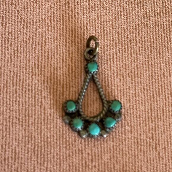 Vintage silver and turquoise pendant for necklace - Picture 8 of 9